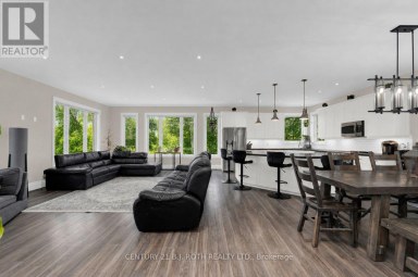 2700 LINE 4 N Oro-Medonte (Horseshoe Valley) Ontario photo 7