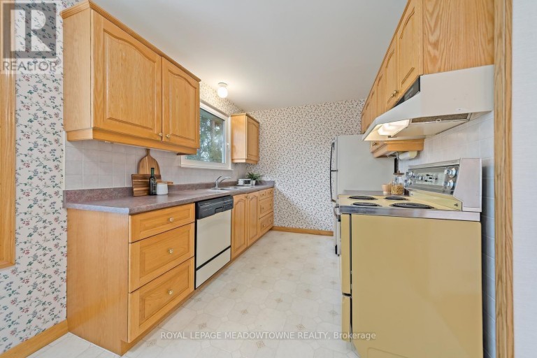 38 JASPER CRESCENT, Brampton (Northgate), Ontario, L6S2G2
