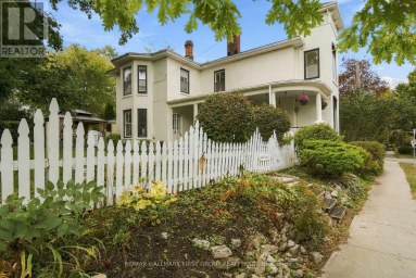 90 BROWN STREET Port Hope Ontario photo 2