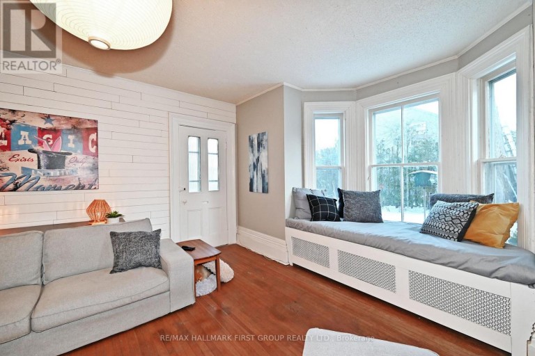 90 BROWN STREET, Port Hope, Ontario, L1A3E3