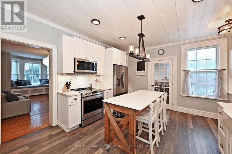 90 BROWN STREET, Port Hope, Ontario, L1A3E3