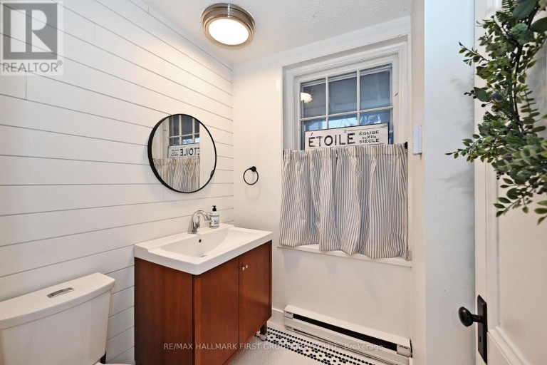 90 BROWN STREET, Port Hope, Ontario, L1A3E3