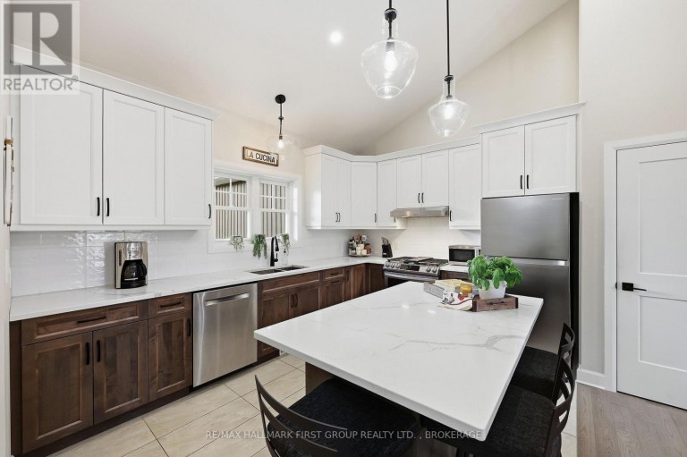 6909 BATTERSEA ROAD, Frontenac (Frontenac South), Ontario, K0H1H0