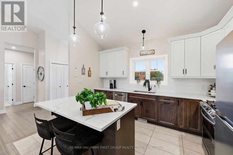 6909 BATTERSEA ROAD, Frontenac (Frontenac South), Ontario, K0H1H0