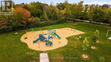 31 BUSH STREET Collingwood Ontario photo 47