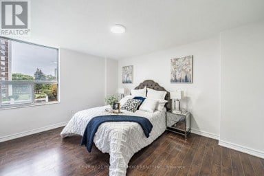 809 - 10 EDGECLIFFE GOLFWAY Toronto (Flemingdon Park) Ontario photo 21