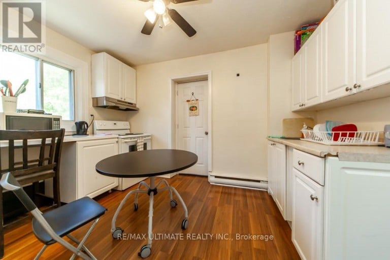 128 ELGIN STREET E, Oshawa (O'Neill), Ontario, L1G1T3