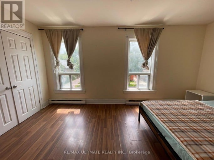 128 ELGIN STREET E, Oshawa (O'Neill), Ontario, L1G1T3