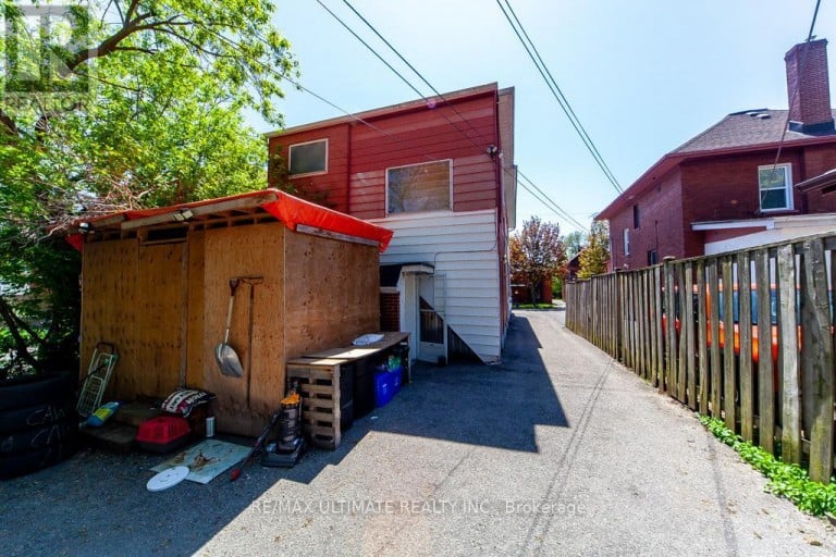 128 ELGIN STREET E, Oshawa (O'Neill), Ontario, L1G1T3