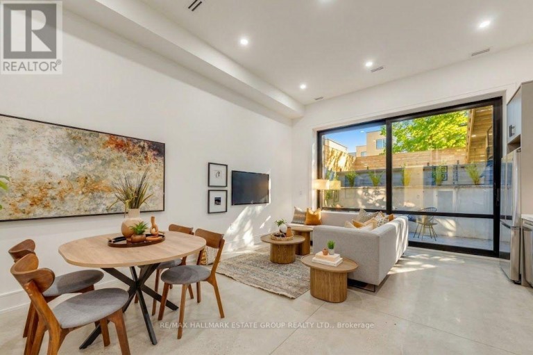 10 WHEELER AVENUE, Toronto (The Beaches), Ontario, M4L3V2