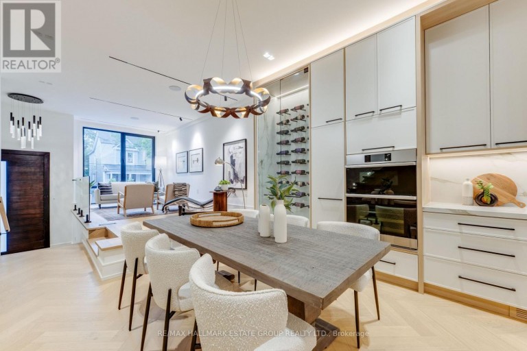 10 WHEELER AVENUE, Toronto (The Beaches), Ontario, M4L3V2