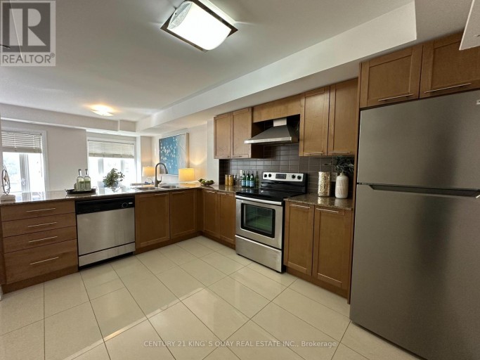 241 - 318 JOHN STREET, Markham (Aileen-Willowbrook), Ontario, L3T0B1