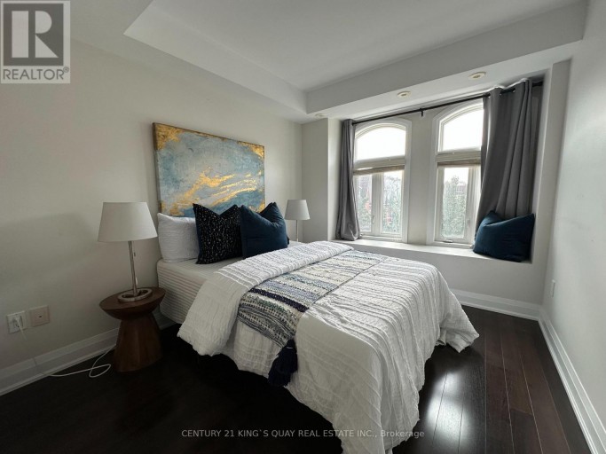 241 - 318 JOHN STREET, Markham (Aileen-Willowbrook), Ontario, L3T0B1