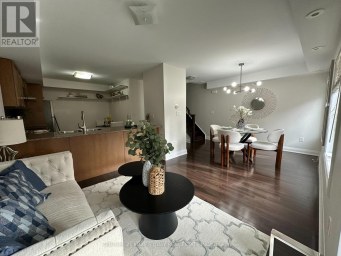 241 - 318 JOHN STREET Markham (Aileen-Willowbrook) Ontario photo 7