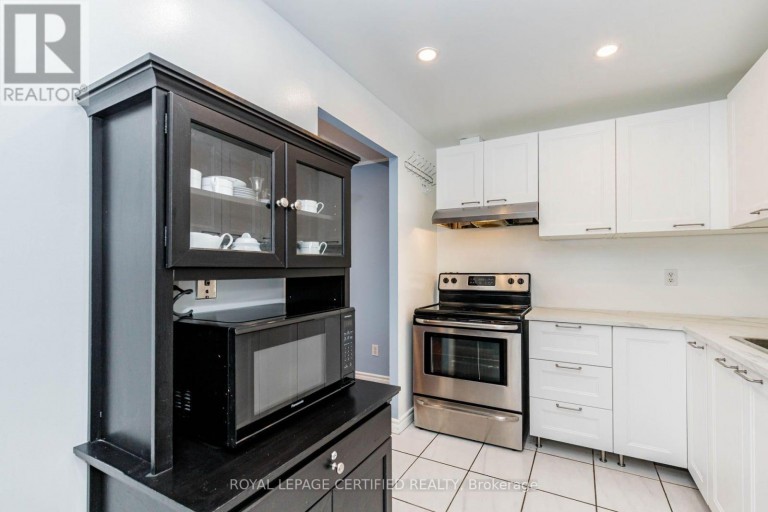 PH15 - 155 HILLCREST AVENUE, Mississauga (Cooksville), Ontario, L5B3Z2