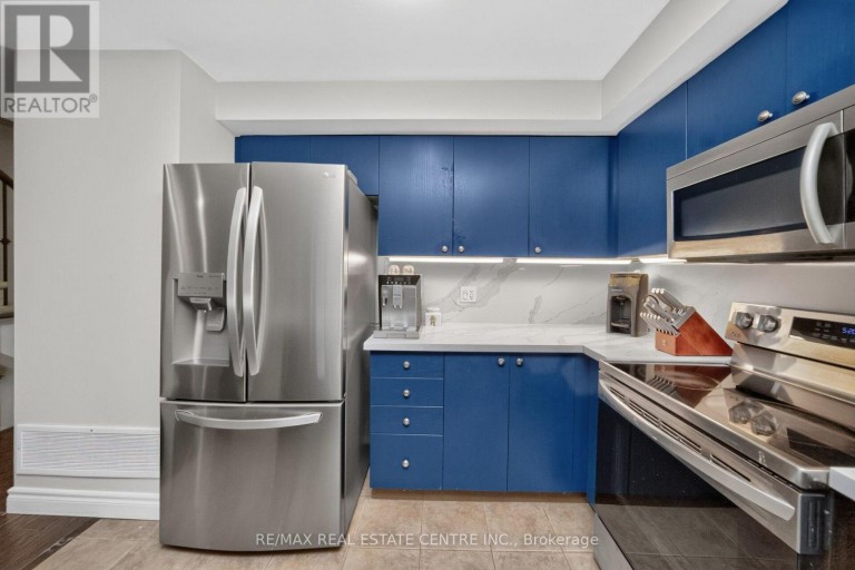 6 - 3335 THOMAS STREET E, Mississauga (Churchill Meadows), Ontario, L5M0P7