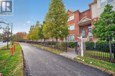 6 - 3335 THOMAS STREET E Mississauga (Churchill Meadows) Ontario photo 2