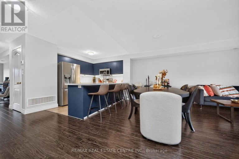 6 - 3335 THOMAS STREET E, Mississauga (Churchill Meadows), Ontario, L5M0P7