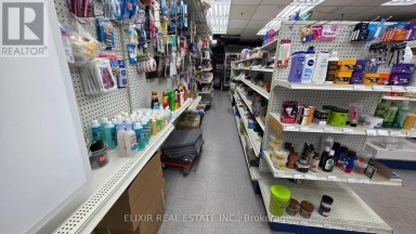4- 2468 EGLINTON AVENUE W Toronto (Beechborough-Greenbrook) Ontario photo 17