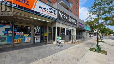 4- 2468 EGLINTON AVENUE W Toronto (Beechborough-Greenbrook) Ontario photo 4
