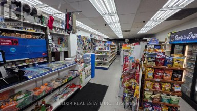 4- 2468 EGLINTON AVENUE W Toronto (Beechborough-Greenbrook) Ontario photo 9