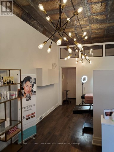 232 KING STREET W, Hamilton (Central), Ontario, L8P1A9