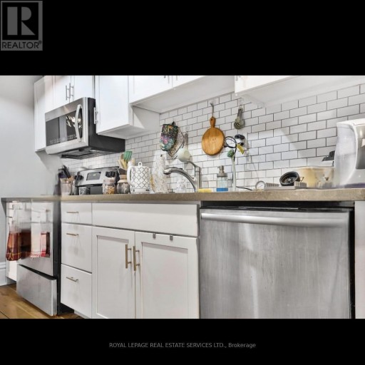 232 KING STREET W, Hamilton (Central), Ontario, L8P1A9