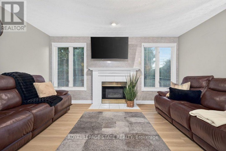 28 GLEN FOREST DRIVE, Hamilton (Red Hill), Ontario, L8K5V8