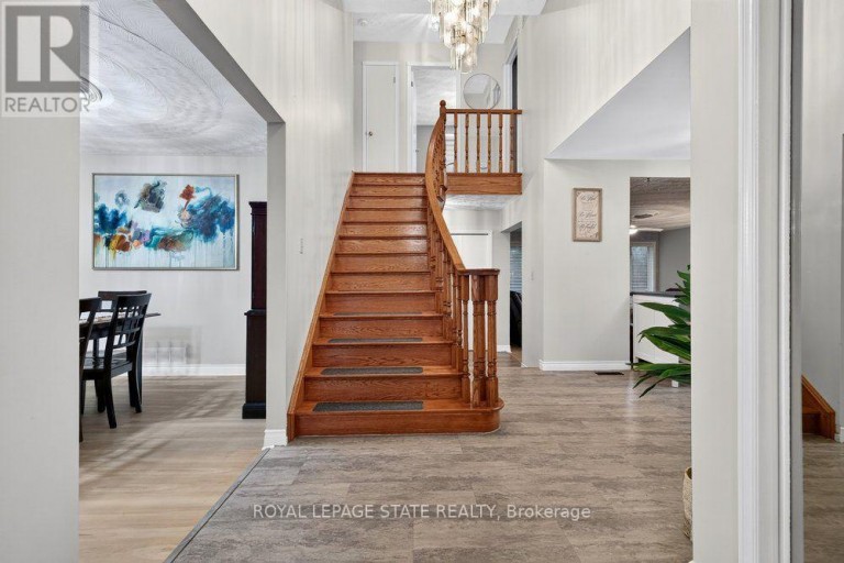 28 GLEN FOREST DRIVE, Hamilton (Red Hill), Ontario, L8K5V8