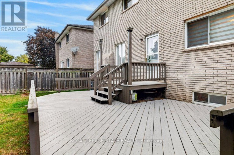 28 GLEN FOREST DRIVE, Hamilton (Red Hill), Ontario, L8K5V8