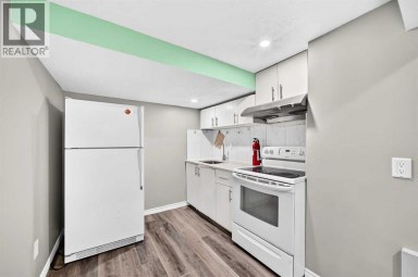144 Hawkdale Close NW Calgary Alberta photo 31