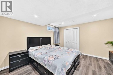 144 Hawkdale Close NW Calgary Alberta photo 34