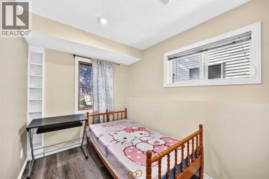 144 Hawkdale Close NW Calgary Alberta photo 35