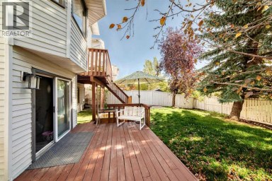 144 Hawkdale Close NW Calgary Alberta photo 40