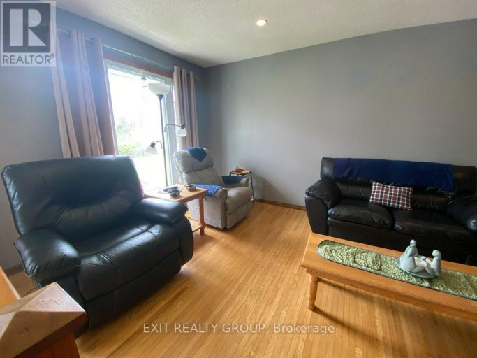 87 BERNARD LONG ROAD, Quinte West (Sidney Ward), Ontario, K8V5P6