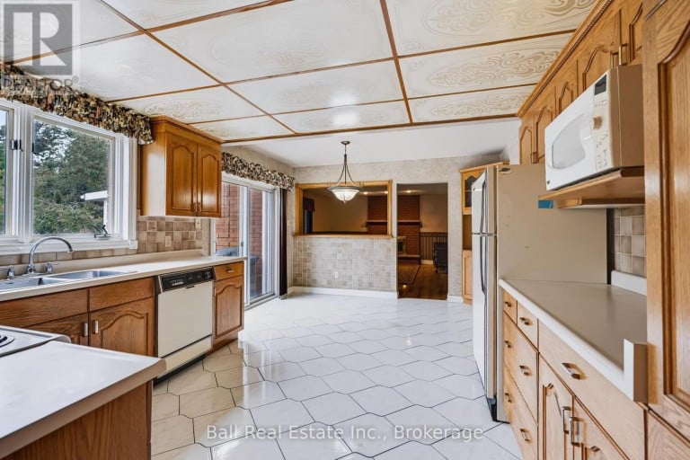 793 HEWITT DRIVE, Peterborough (Monaghan Ward 2), Ontario, K9K2K1
