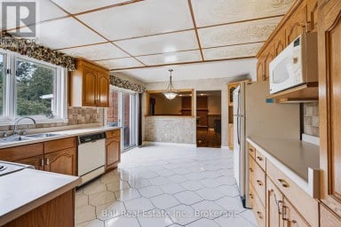793 HEWITT DRIVE Peterborough (Monaghan Ward 2) Ontario photo 11