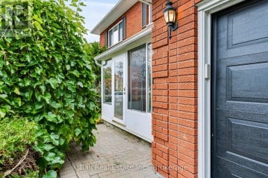 793 HEWITT DRIVE Peterborough (Monaghan Ward 2) Ontario photo 4