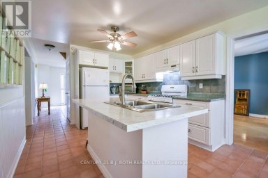 24 GRAND FOREST DRIVE Barrie (Bayshore) Ontario photo 12