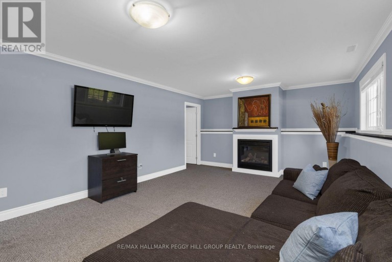 4 FATIMA COURT, Wasaga Beach, Ontario, L9Z1K9