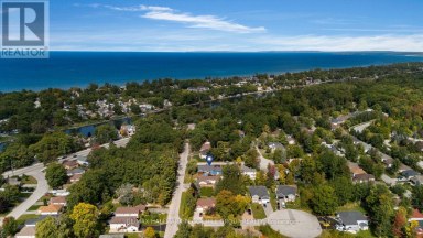 4 FATIMA COURT Wasaga Beach Ontario photo 2