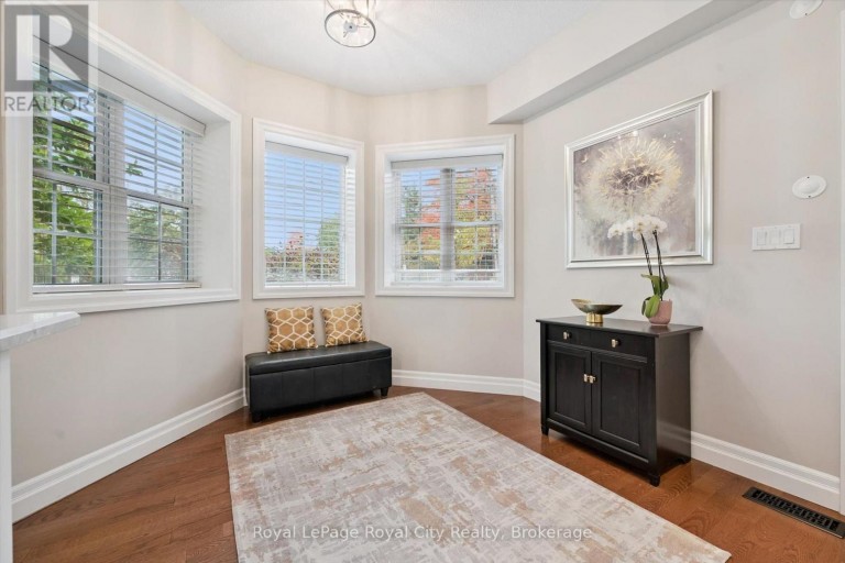 6 - 12 GLASGOW STREET S, Guelph (Downtown), Ontario, N1H4T5