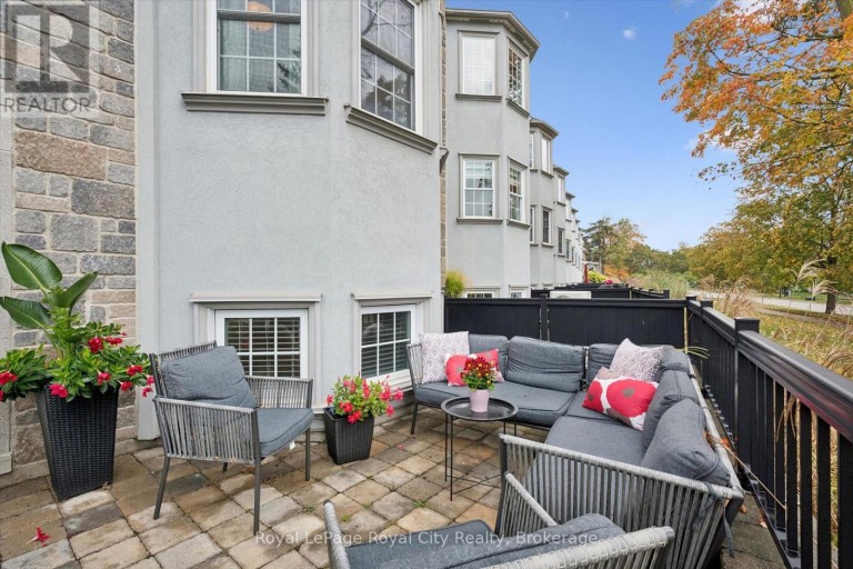 6 - 12 GLASGOW STREET S, Guelph (Downtown), Ontario, N1H4T5