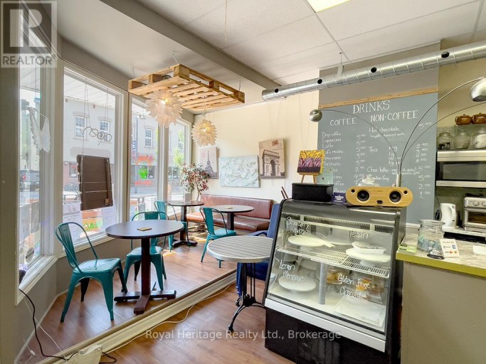 313 FRONT STREET, Belleville (Belleville Ward), Ontario, K8N2Z9