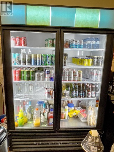 313 FRONT STREET, Belleville (Belleville Ward), Ontario, K8N2Z9