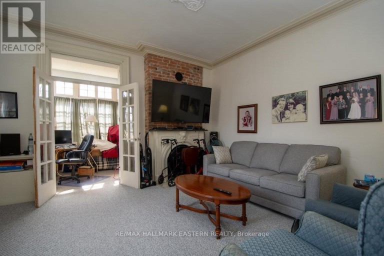 813 WATER STREET, Peterborough (Northcrest Ward 5), Ontario, K9H3N7