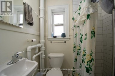 813 WATER STREET Peterborough (Northcrest Ward 5) Ontario photo 36