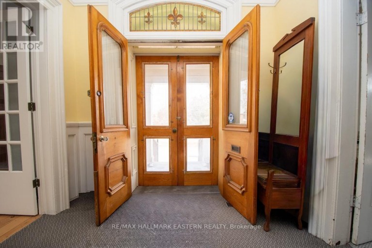 813 WATER STREET, Peterborough (Northcrest Ward 5), Ontario, K9H3N7