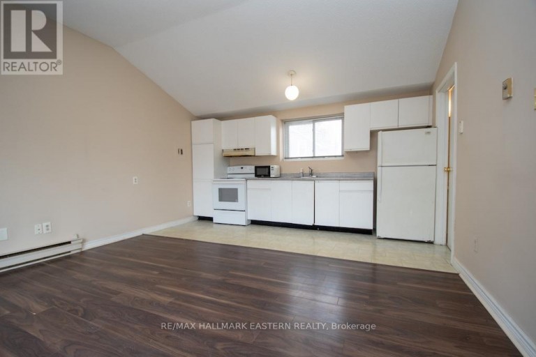 11 ARGYLE STREET, Peterborough (Northcrest Ward 5), Ontario, K9H7M2
