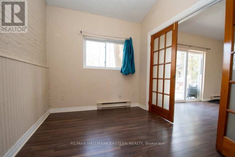 11 ARGYLE STREET, Peterborough (Northcrest Ward 5), Ontario, K9H7M2
